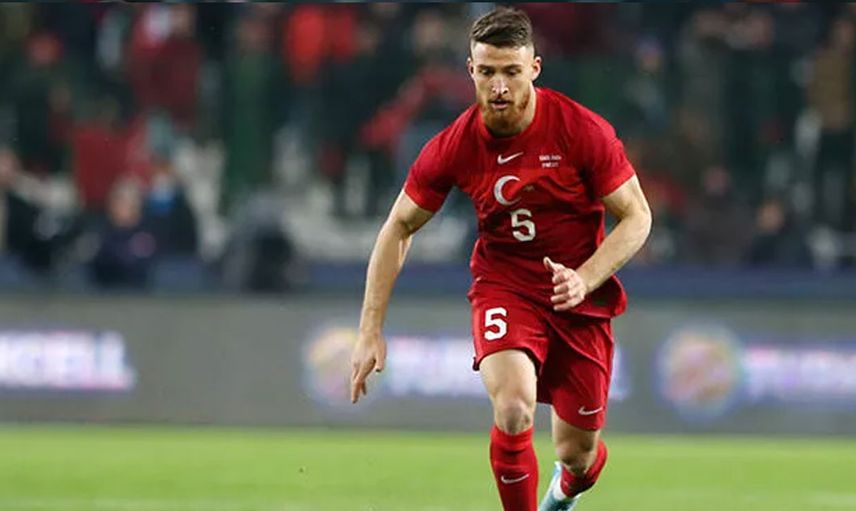 Milli formayı sırtına geçirdi