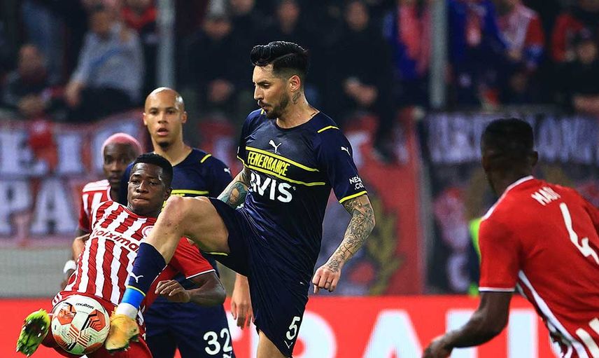 Fenerbahçeli Jose Sosa Estudiantes'e Transferi Hakkında Konuştu!