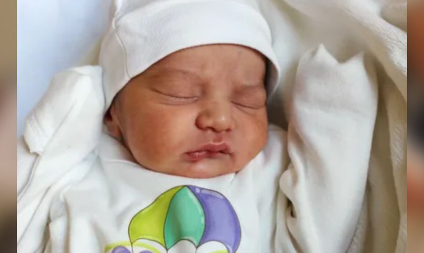 Faslı kadın aynı anda 9 tane çocuk doğurdu
