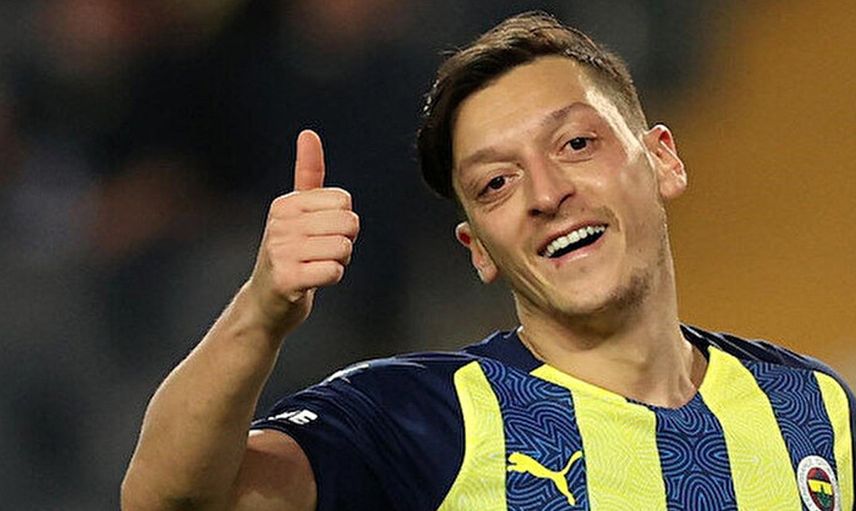 Fenerbahçeli Mesut Özil'i Endonezya'dan Transfer Etmek İstiyorlar!