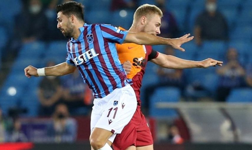 Ahmet Çakar, Trabzonspor-Galatasaray Derbisinde Nelsson'un Hareketine Penaltı Dedi!
