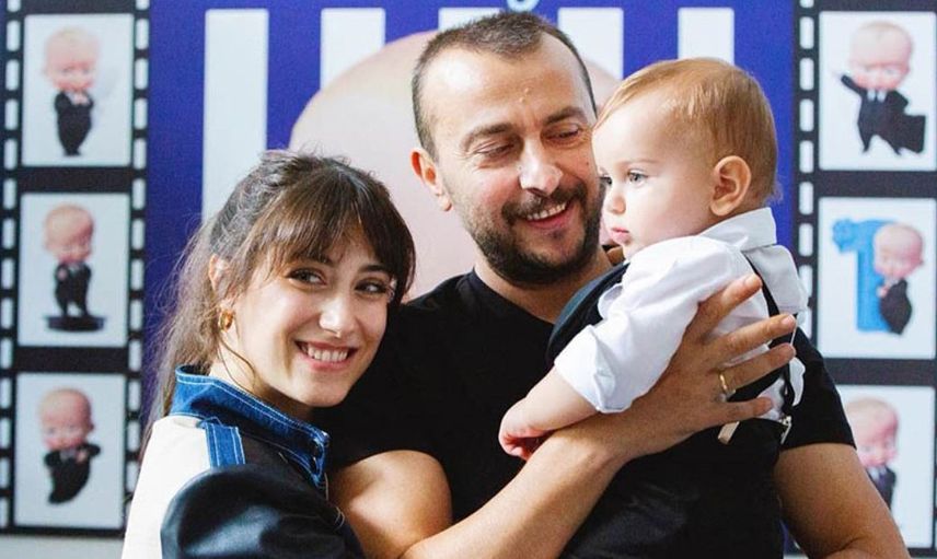 Hazal Kaya'nın kızı Leyla Süreyya büyüdü! Güzel oyuncu kızının yüzünü ilk kez gösterdi: Aynı annesi!