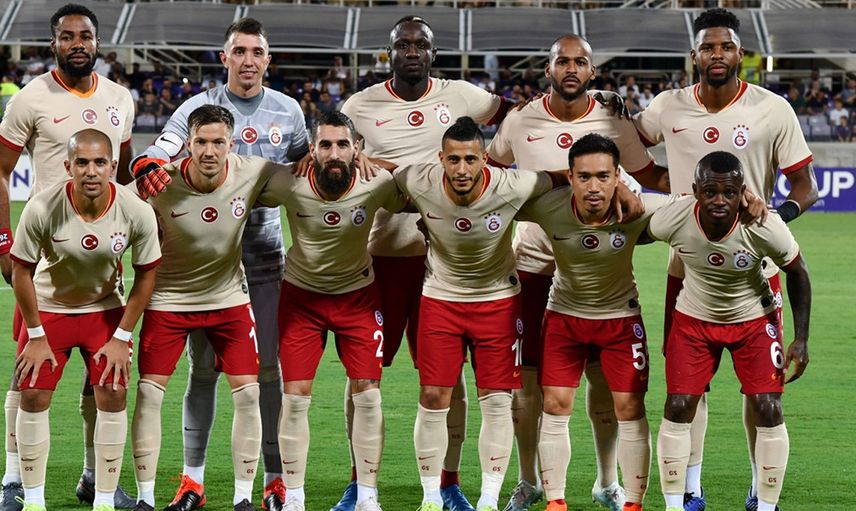 Galatasaray Christian Luyindama İçin Takım Arıyor!