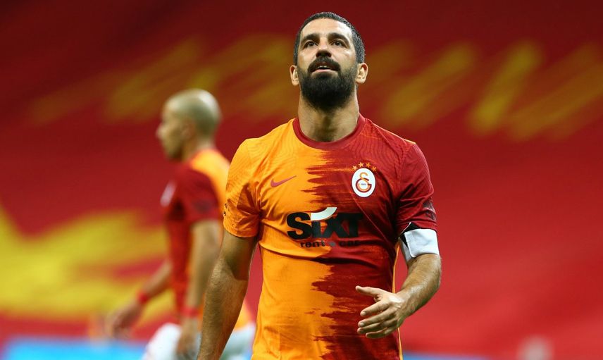 Galatasaray Kaptanı Arda Turan Taraftarlara Seslendi!