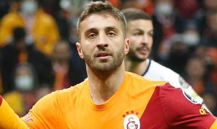 Galatasaray'da Domenec Torrent Tarafından Kadro Dışı Kalan Alpaslan Öztürk'e Yönetim de Ceza Verdi!