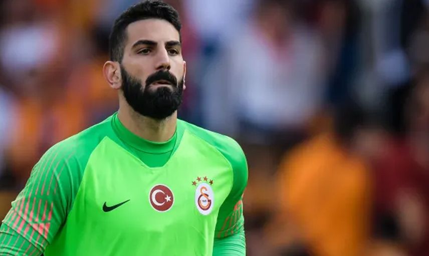 Galatasaray'ın Eski Kalecisi Hayrettin Demirbaş İsmail Çipe İle Fenerbahçeli Berke Özer'i Kıyasladı!