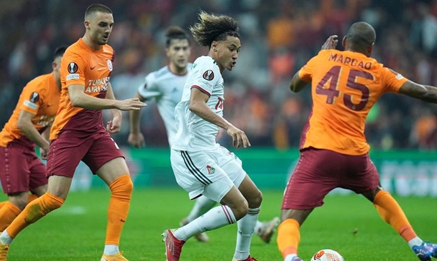 Galatasaray'ın transfer hedefinde olan Alexis Beka Beka'dan heyecanlandıran paylaşım!