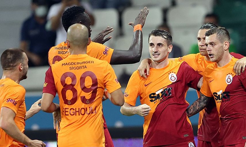 Galatasaraylı Sofiane Feghouli Türk Vatandaşı Oluyor!