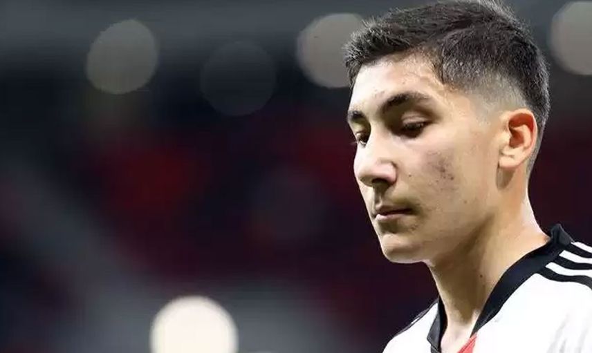 Futbola Beşiktaş altyapısında başladı