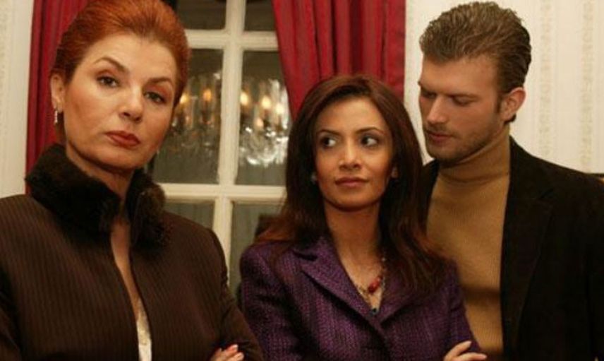 Yeşilçam'ın yıldız oyuncusu apar topar ameliyata alındı! Sağlık durumu sevenlerini üzdü
