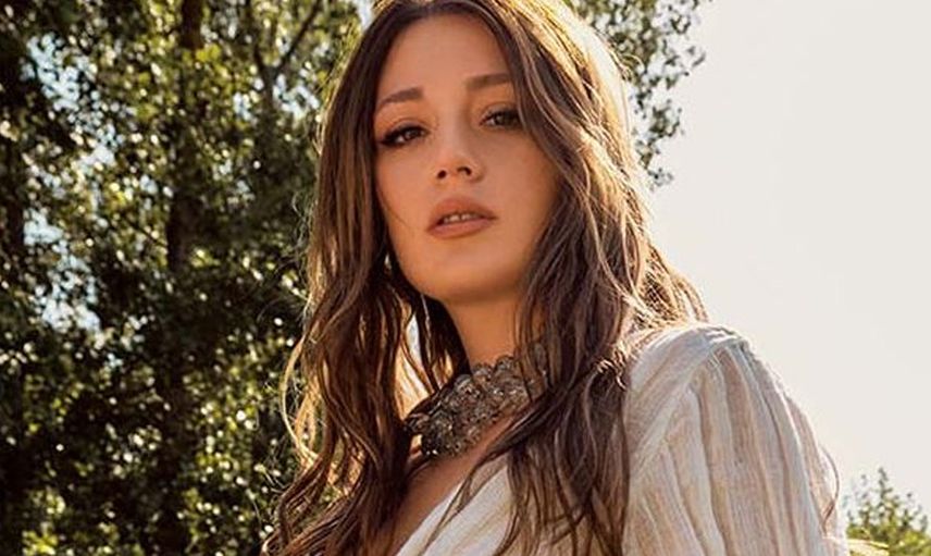 Gizem Karaca'dan ortalığı karıştıran ''öpüşme sahnesi'' itirafı!