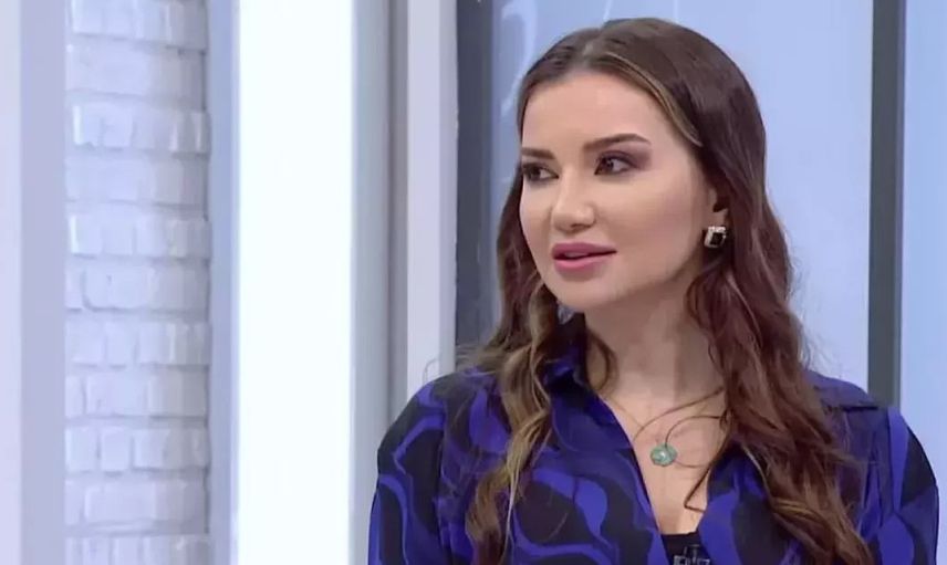 Psikolog Esra Ezmeci, mide bulandıran olayı ifşa etti! 'Babamın erkek sevgilisi...'