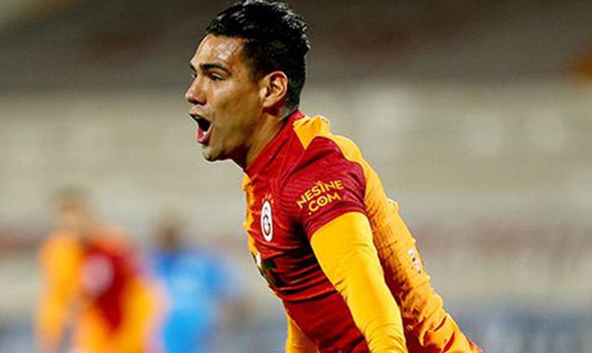 Radamel Falcao Eski Formuna Kavuştu