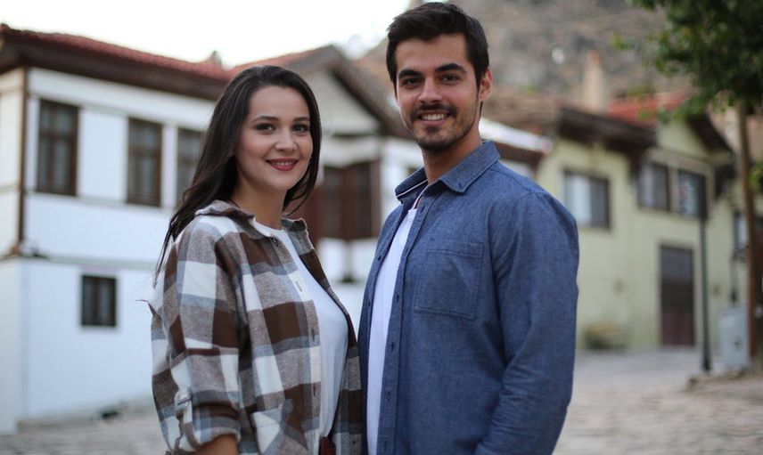 Gönül Dağı’nın Dilek’i  Gülsim Ali İlhan’ın cesur pozları olay oldu! Diziden ayrılınca açıldıkça açıldı