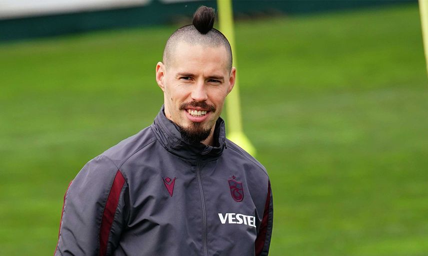 Trabzonsporlu Marek Hamsik şampiyonluk kutlamalarında taraftarlarına sürpriz yapacağını açıkladı