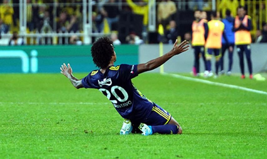 Gustavo Formayı Kaptırdı!