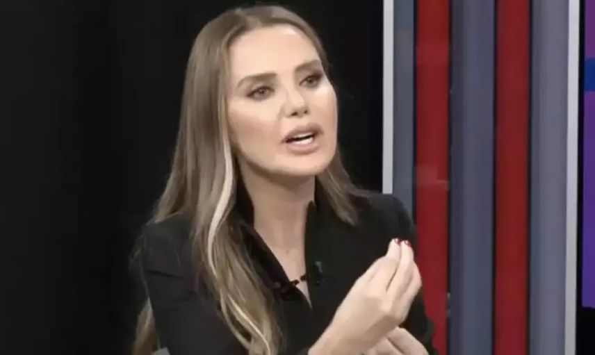 Ünlü modacıdan tepki çeken sözler: ''Göğüslerinin yarısı dışarıda gezersen...''