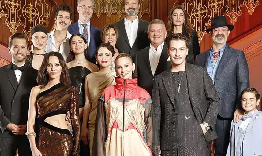 Farah Zeynep Abdullah'ın yeni aşkı ünlü komedyen kim? El ele yakalandılar!