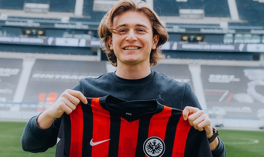 Eski Galatasaraylı Ayhan Akman'ın Yeğeni Ali Akman'dan Transfer Açıklaması Geldi!