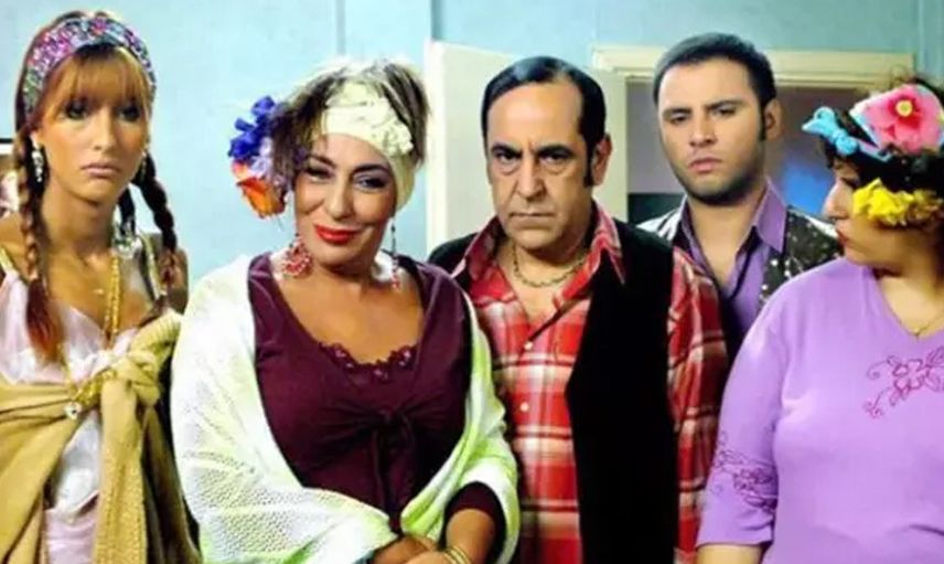 Cennet Mahallesi'nin Pembe'si Melek Baykal'dan olay itiraf: ''Çağla'yı ilk gördüğümde... Stüdyoya itekledim''