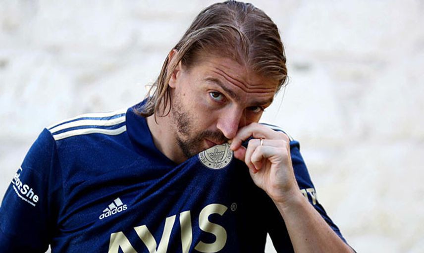 Emre Belözoğlu'ndan Caner Açıklaması