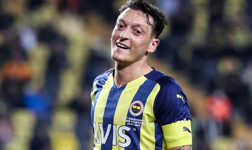 Mesut Özil'in Menajeri Oyuncusu Hakkında Çıkan İddialara Yanıt Verdi!