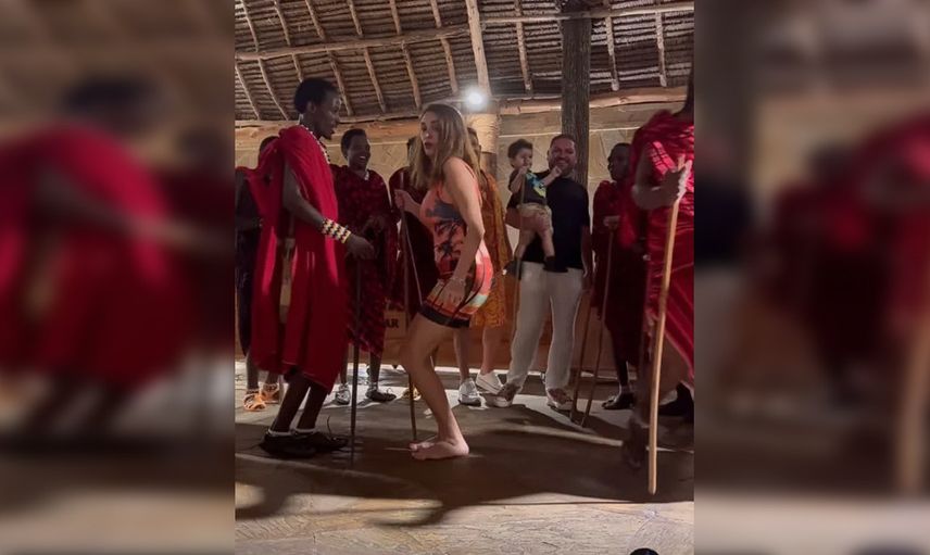 Zuhal Topal Afrika'da yerel halkla dans etti: Şimdi yandım!