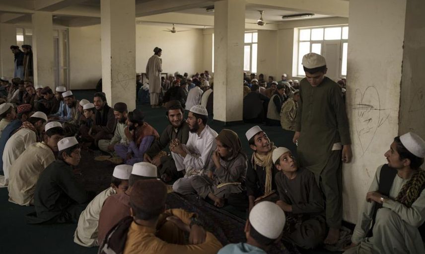 Afganistan'da Medrese