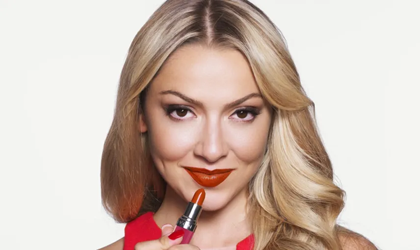 Hadise Eski Sevgilisine Dönüş Yaptı