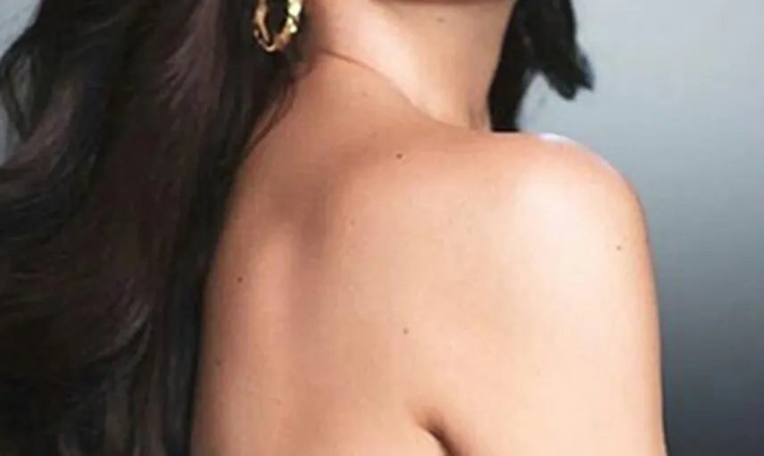 Hadise, Derya Açıkgöz'ü Belçika'ya Geri Gönderdi
