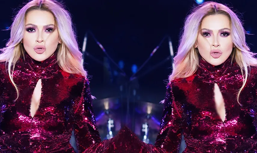 Hadise, Antalya Konserinde Yaptığı Dansla Olay Oldu