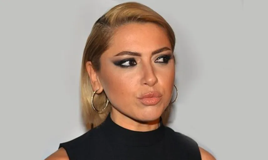 Hadise Eski Sevgilisine Dönüş Yaptı