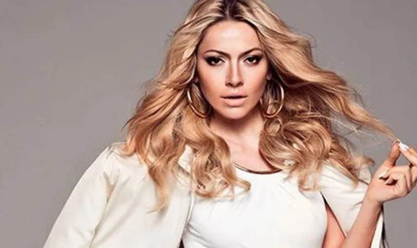 Hadise Eski Sevgilisine Dönüş Yaptı