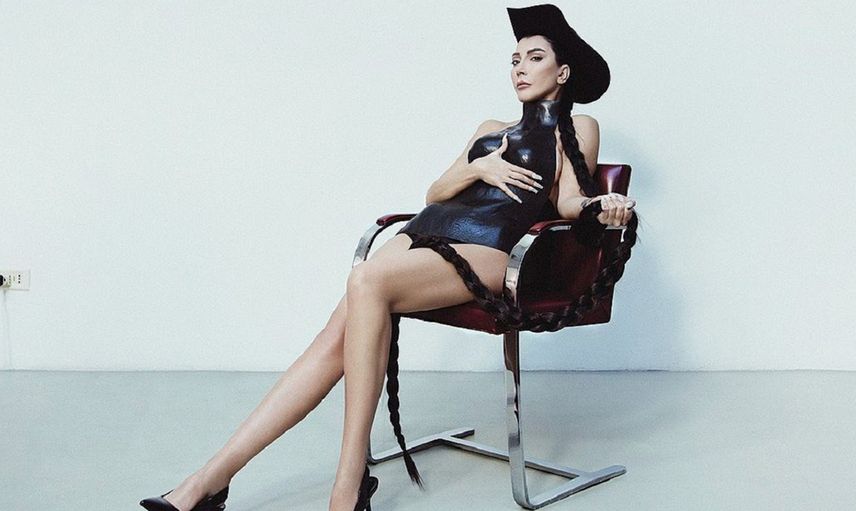 Hande Yener Kimdir?