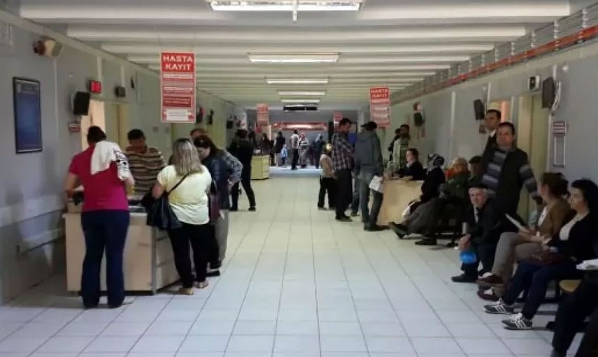 Hastane'de pes dedirten olay! Karın ağrısı ile hastaneye gitti tuvalette doğum yaptı bebeğin üstüne de sifonu çekti! Bu kadar da vicdansızlık olmaz 