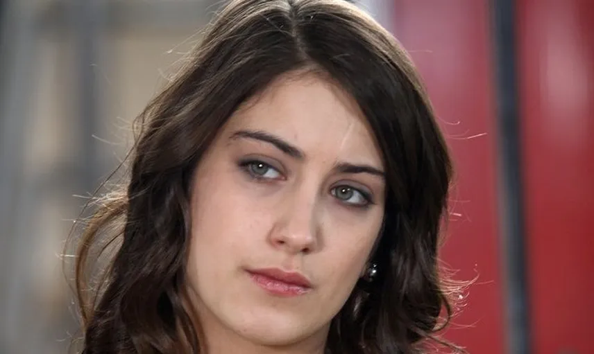 Hamile Olan Hazal Kaya'dan Ali Atay'la Aşk Pozu