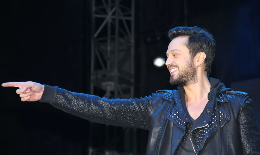 Aslı Enver İle Barışan Murat Boz'dan Sevenlerini Üzen Haber