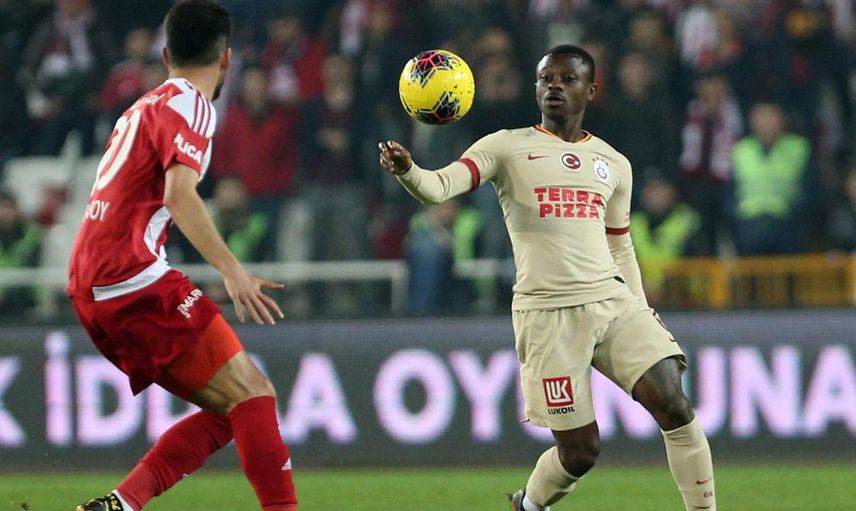 Galatasaray Transferde Jean Michael Seri'ye Yöneldi!