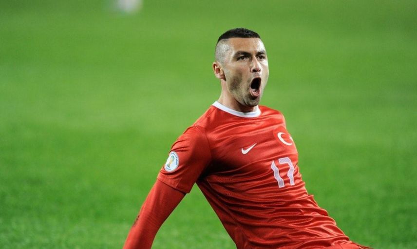 Burak Yılmaz, Eski Takımları Beşiktaş ve Trabzonspor İle İlgili Dikkat Çeken Açıklamalar Yaptı!