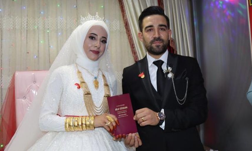 Adıyaman'da ikiz kardeşler evlendi