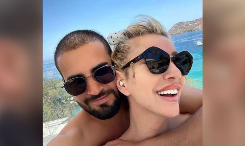 Seda Sayan ve Çağlar Ökten üstsüz poz verdi! Yeni evli çiftin fotoğrafındaki o detay herkesin kafasını karıştırdı