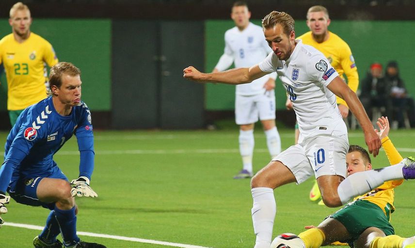Galatasaray Kaleci Transferinde Gözüne Giedrius Arlauskis'i Kestirdi!