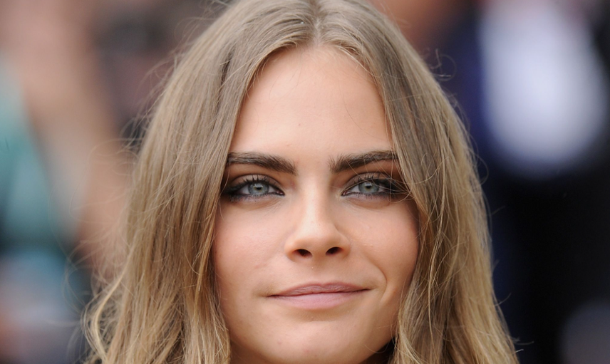 Victoria's Secret Mankeni Cara Delevingne Cinsel Organını Satışa Çıkardı