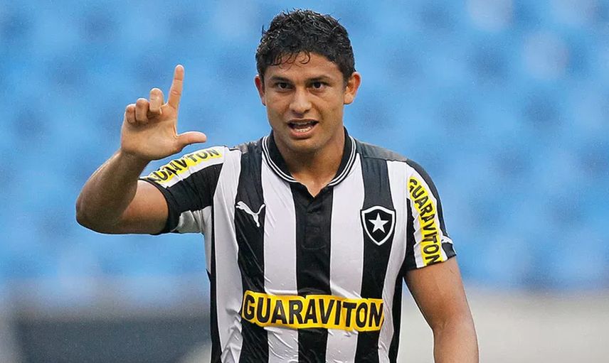 Beşiktaş Golcü Transferinde Gözüne Elkeson'u Kestirdi!