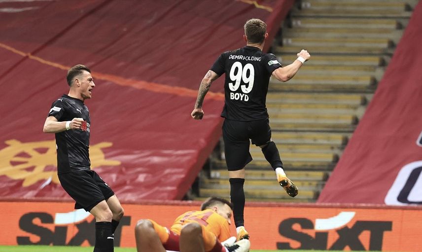 Beşiktaş, Tyler Boyd Transferinde Rizespor İle İmzaları Attı!
