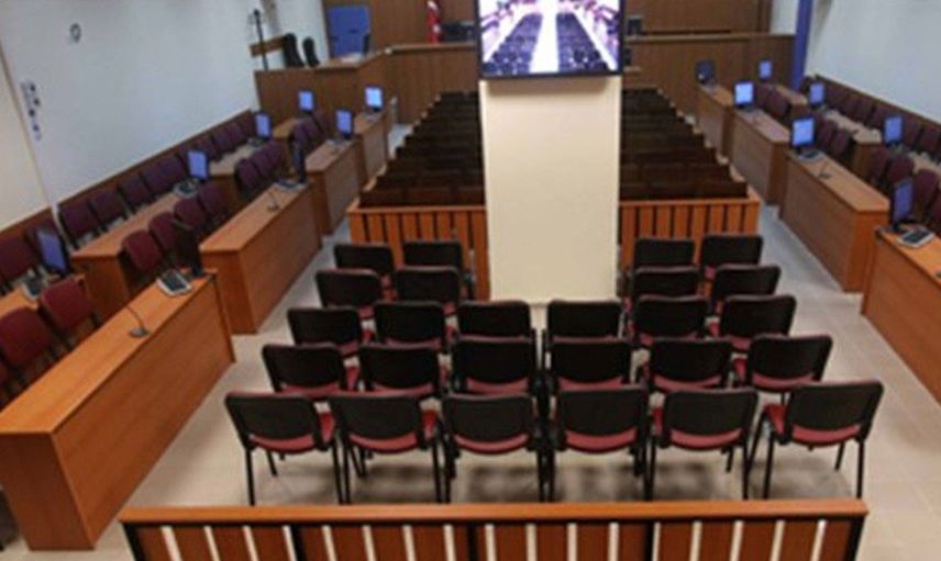 Kendine koca bulamayınca öğrencilerine göz dikti! Dini okulda yeni bir skandal! Öğrencisine cinsel ilişki mesajı attı mesajı veli görünce olanlar oldu