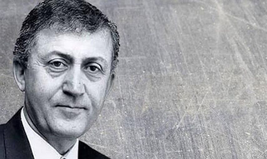 Ahmet Taner Kışlalı (21 Ekim 1999)…