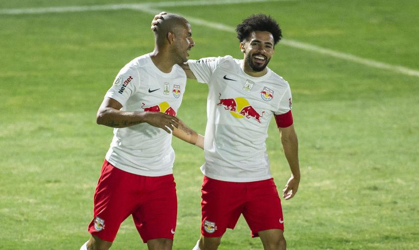 Galatasaray Claudinho'yu Kadrosuna Katmak İstiyor!