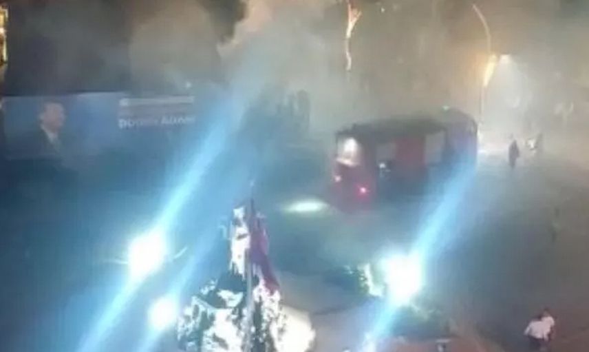 Cengiz Kurtoğlu'nun konserinde korku dolu anlar! Yangın çıktı Bakan Nebati alandan uzaklaştırıldı