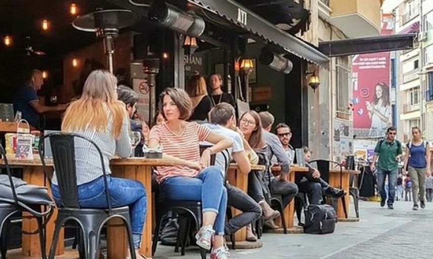 Yeme-İçme Sektöründe 300 Bin Kişilik Eleman Açığı Var, Maaşlar 7 Bin Lirayı Buldu